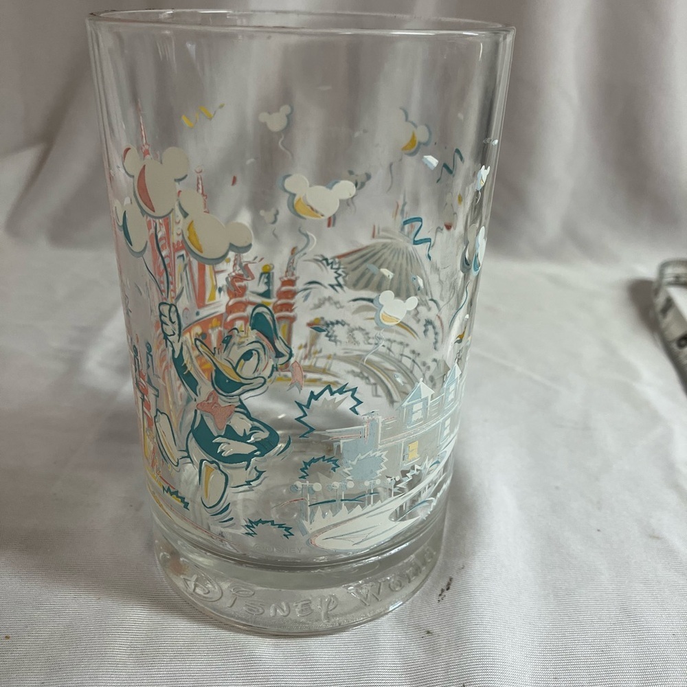 Disney Glass Tumbler with Red and Blue Illustrations - Picture 2 of 11